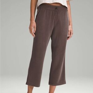 Lululemon Softstreme High-Rise Straight-Leg Cropped Pant Espresso size 12